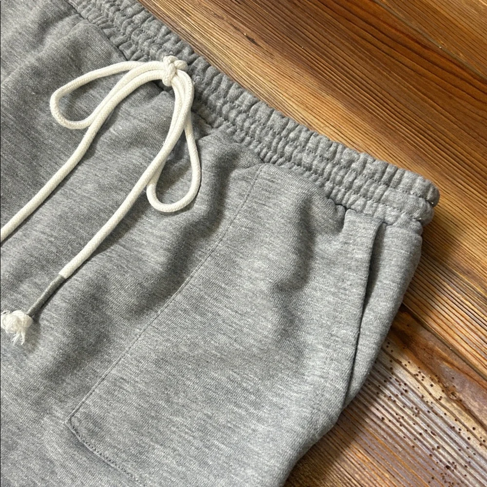 HEM & THREAD sweatshirt skirt in heather gray size small pockets comfy